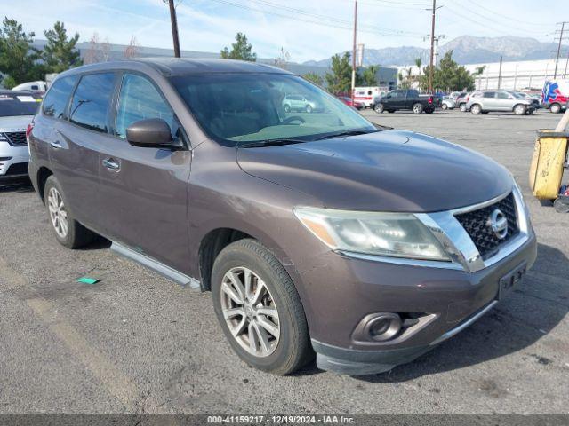  Salvage Nissan Pathfinder