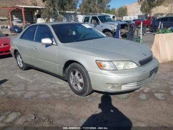  Salvage Lexus Es