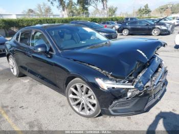  Salvage Volvo S60