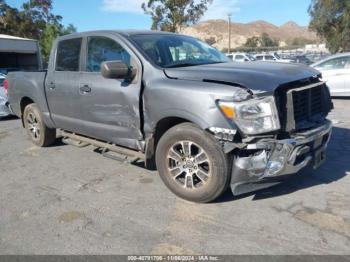  Salvage Nissan Titan