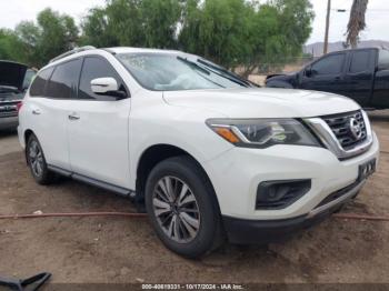  Salvage Nissan Pathfinder