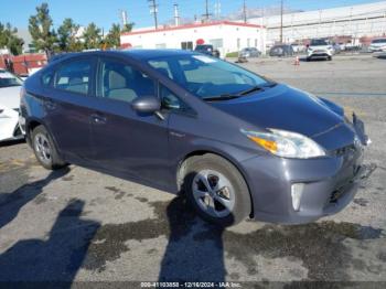  Salvage Toyota Prius