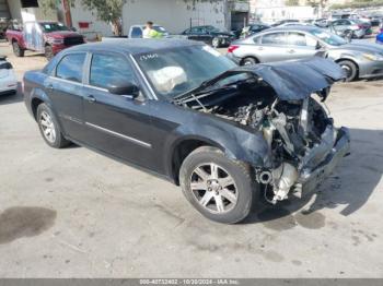  Salvage Chrysler 300