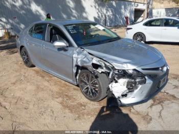  Salvage Toyota Camry