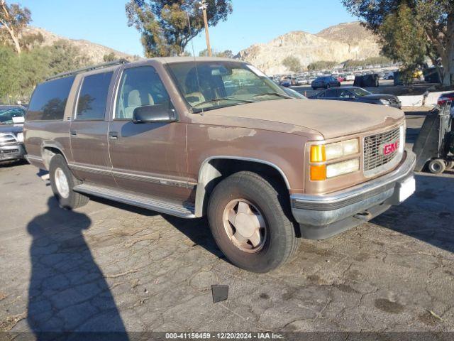  Salvage GMC Suburban