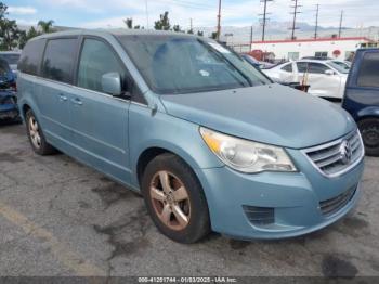  Salvage Volkswagen Routan