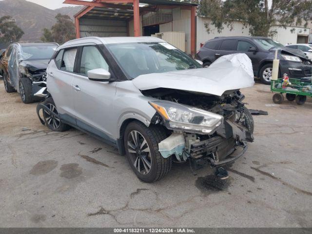  Salvage Nissan Kicks