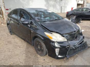  Salvage Toyota Prius