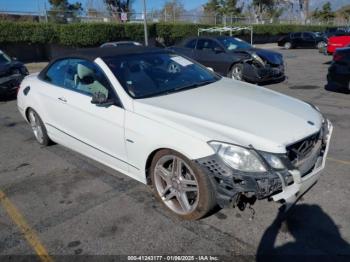  Salvage Mercedes-Benz E-Class