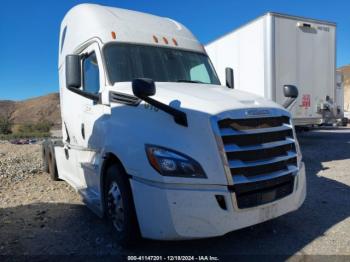  Salvage Freightliner New Cascadia 126