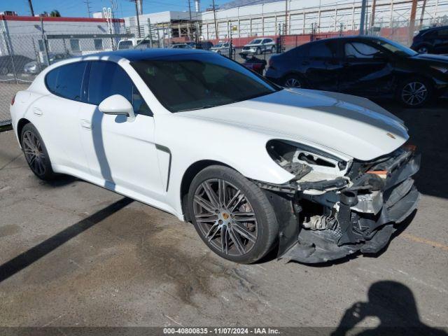  Salvage Porsche Panamera