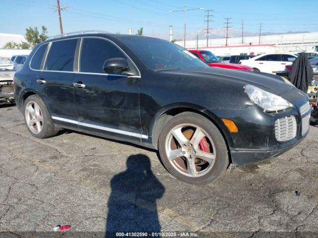  Salvage Porsche Cayenne