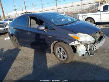  Salvage Toyota Prius