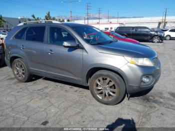  Salvage Kia Sorento