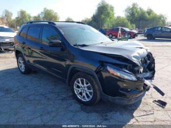  Salvage Jeep Cherokee