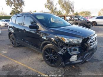  Salvage Ford Escape