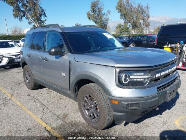  Salvage Ford Bronco