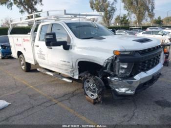  Salvage Chevrolet Silverado 2500