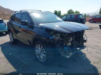  Salvage Toyota Highlander