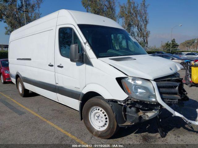  Salvage Mercedes-Benz Sprinter 2500