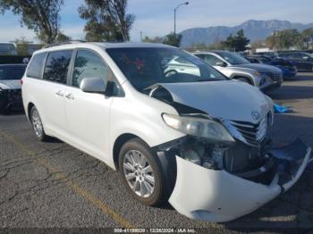  Salvage Toyota Sienna