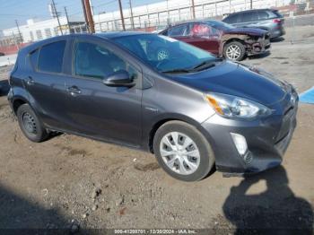  Salvage Toyota Prius c