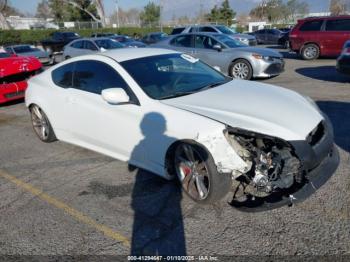  Salvage Hyundai Genesis