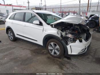  Salvage Kia Niro