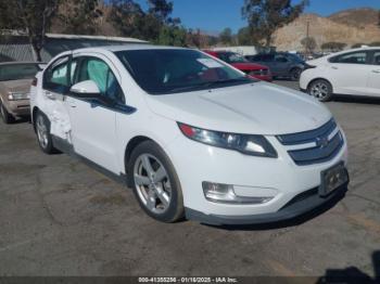  Salvage Chevrolet Volt