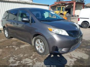  Salvage Toyota Sienna