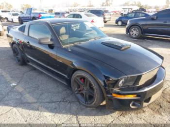  Salvage Ford Mustang