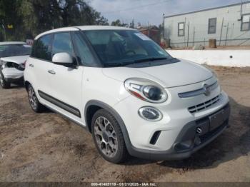  Salvage FIAT 500L