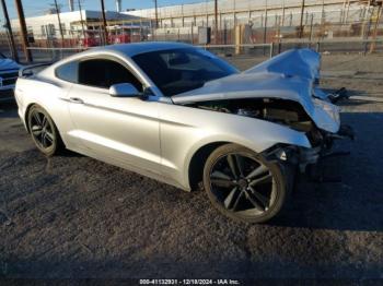  Salvage Ford Mustang