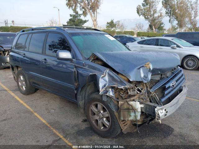  Salvage Toyota Highlander