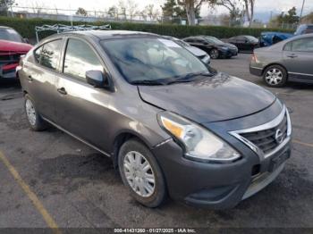  Salvage Nissan Versa