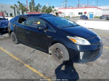  Salvage Toyota Prius