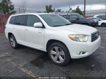  Salvage Toyota Highlander