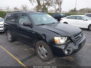  Salvage Toyota Highlander