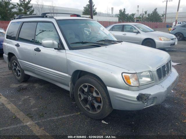  Salvage Subaru Forester