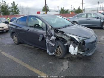  Salvage Toyota Prius