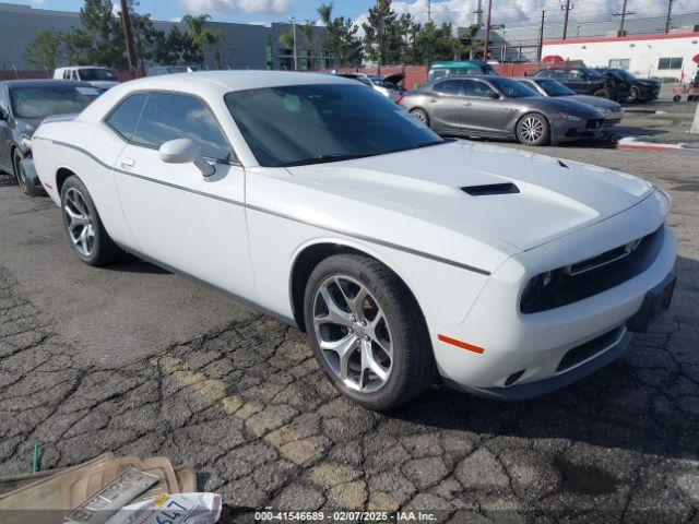  Salvage Dodge Challenger