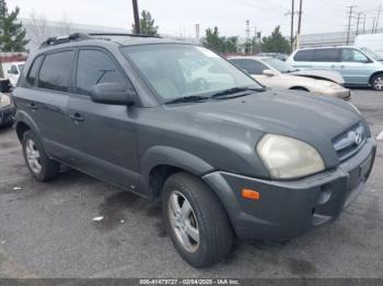  Salvage Hyundai TUCSON