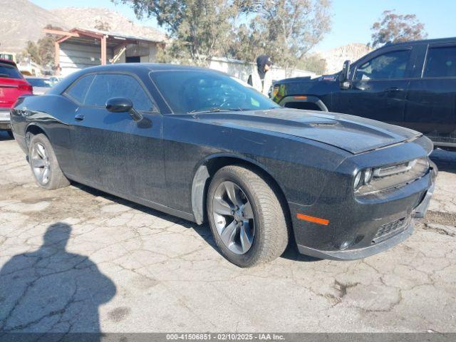  Salvage Dodge Challenger