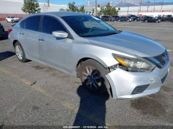  Salvage Nissan Altima