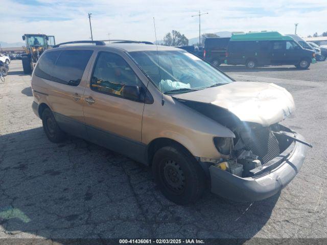  Salvage Toyota Sienna