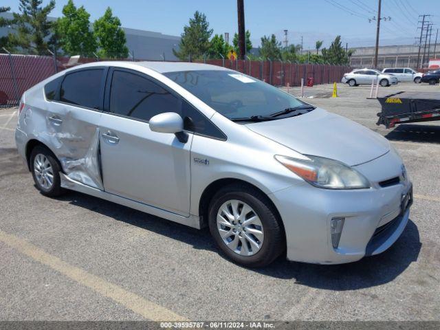  Salvage Toyota Prius