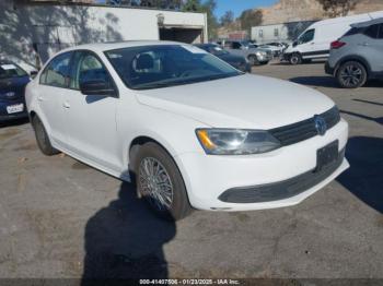  Salvage Volkswagen Jetta