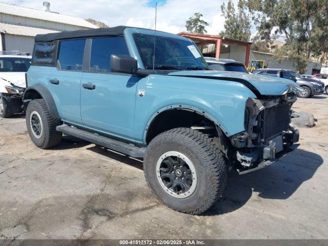  Salvage Ford Bronco