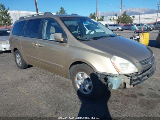  Salvage Kia Sedona