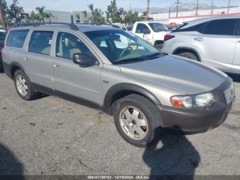  Salvage Volvo V70